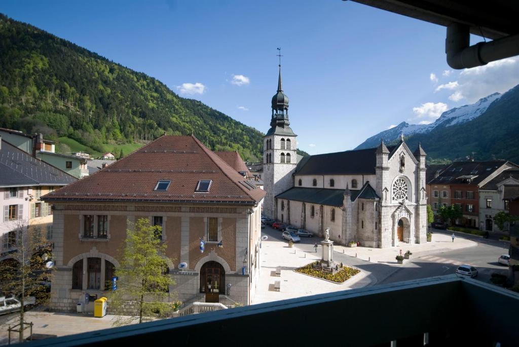 Hotel Du Midi Тон Екстер'єр фото